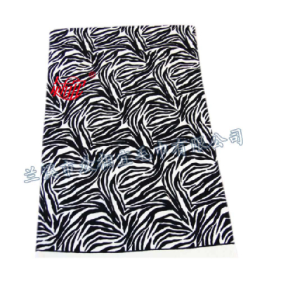 ZXY-142 割绒豹纹印花沙滩巾